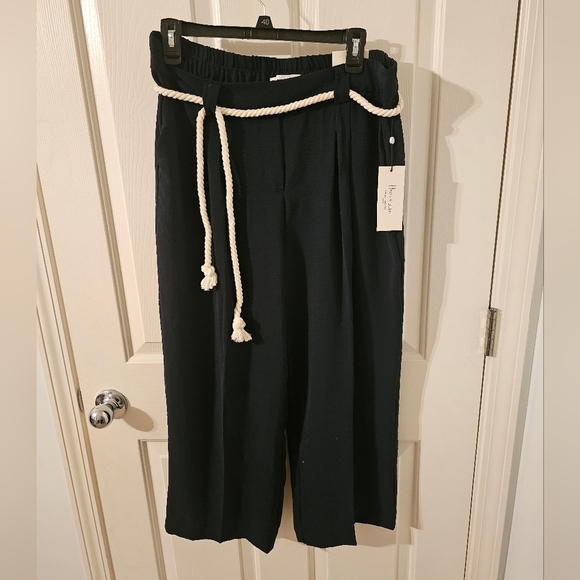 Haven and Blair NWT Navy Pull On Wide Leg Cropped Size L - Picture 1 of 8